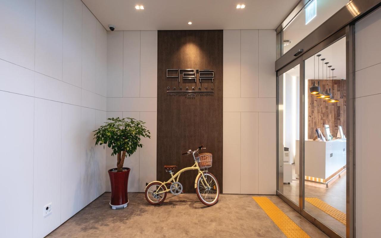 Darakhyu Yeosu Capsule Hotel By Walkerhill Esterno foto